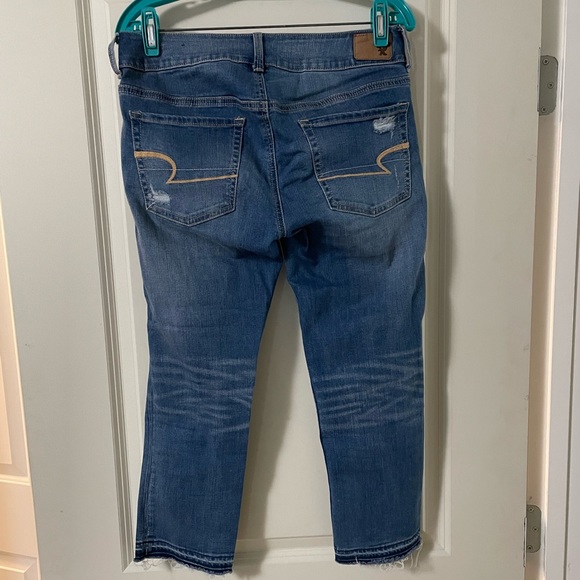 AE crops - Picture 2 of 4